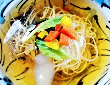 煮麺＆黄金色スープ仕立て　